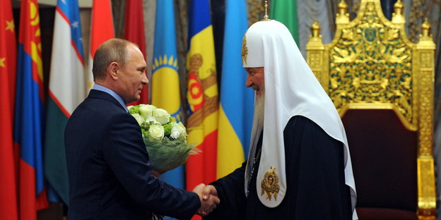 Russlands Präsident Wladimir Putin gratuliert Patriarch Kirill zum Geburtstag