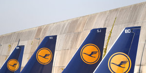 Hecks von vier Lufthansamaschinen