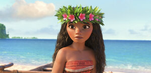 Das Bild ist eine Zeichnung. Es ist ein junges polynesisches Mädchen in einem trägerlosen Top zu sehen. Es hat lange braune Haare und einen Blumenkranz auf dem Kopf. Im Hintergrund ist das Ufer eines Strands mit türkisfarbenem Meer.