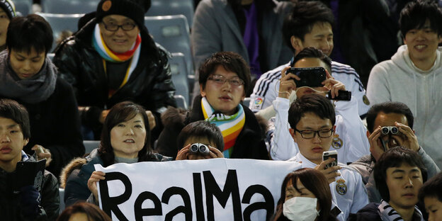 Real-Fans in Japan
