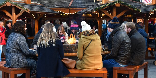 Weihnachtsmarkt am Alex