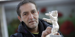 Nazif Mujić mit seinem Silbernen Bären