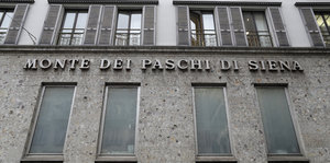 Die Fassade von Monte Dei Paschi di Siena