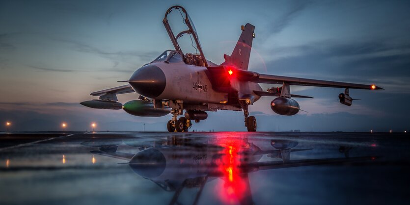 Tornado im Abendlicht von Incirlik