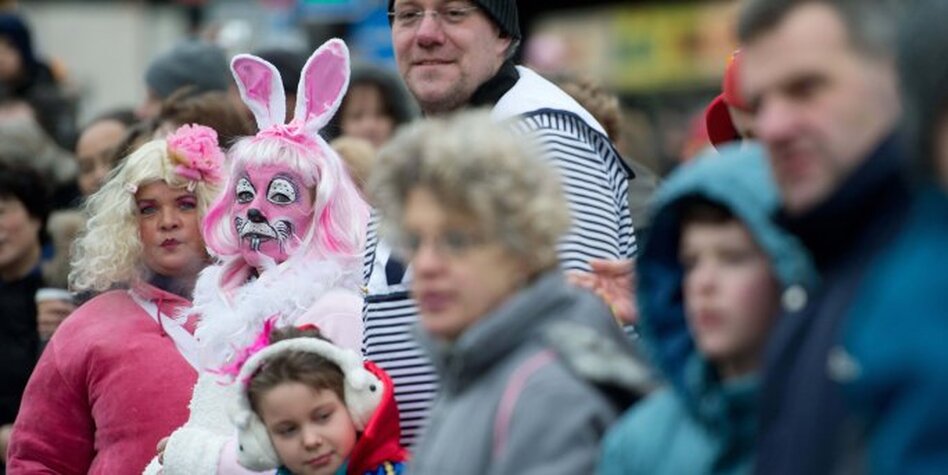 Fasching In Berlin Lustiger Wird S Nicht Taz De