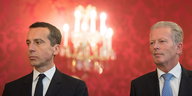 Der österreichische Kanzler Christian Kern (l, SPÖ) und Vizekanzler Reinhold Mitterlehner (ÖVP) am 17.05.2016 in Wien, Österreich.