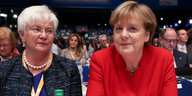 Zwei Frauen, Gerda Hasselfeldt und Angela Merkel