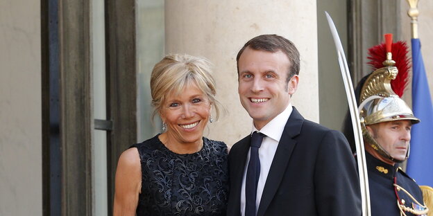 Emmanuel Macron und seine Frau Brigitte Trogneux