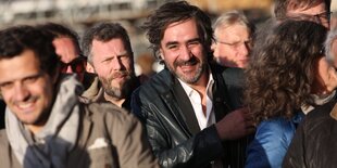 Deniz Yücel und andere