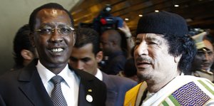 Zwei Männer, Déby und Gaddafi