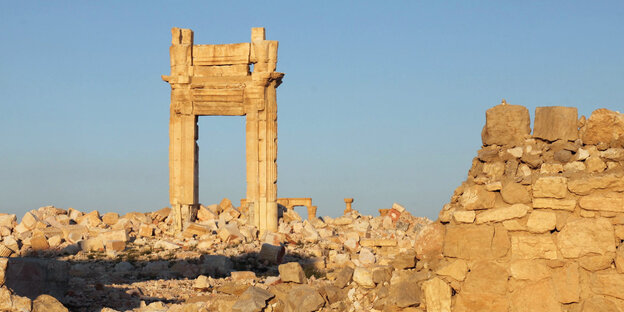 Zerstörtes historisches Bauwerk in Palmyra