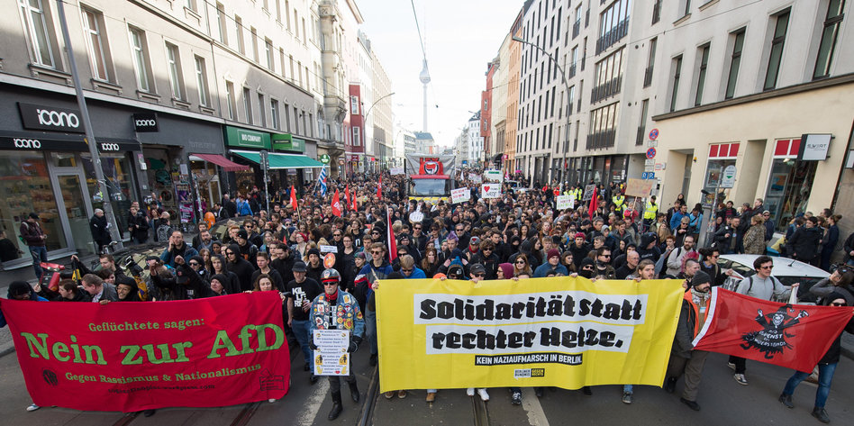 Protest gegen Nazis in Berlin: Es fehlt an Masse und ...