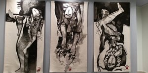 Drei Bilder mit verdrehten Torsi im Stil von Pablo Picassos Gemälde „Guernica"