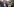 Sigmar Gabriel spricht in ein Mikrofon