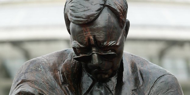 Teil eines Schostakowitsch-Denkmals