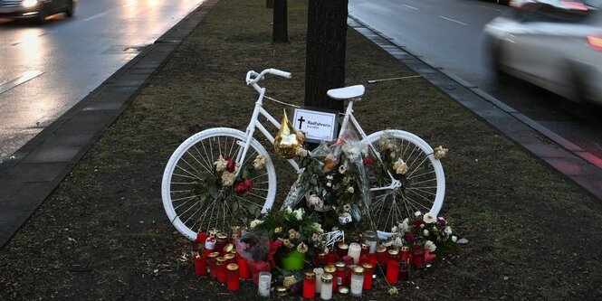 Geisterrad als Erinnerung an getötete Radler