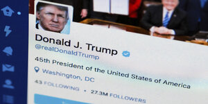 Der Twitter-Account von US-Präsident Donald Trump auf einem Computer-Desktop