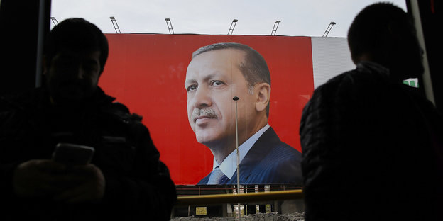 Der türkische Präsident Erdogan auf einem übergroßen Plakat