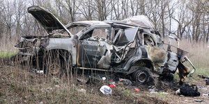 Ein zerstörtes OSZE-Fahrzeug