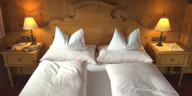 Doppelbett im Hotel