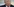 Donald Trump spitzt die Lippen und schaut schräg nach unten