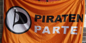 Eine Flagge der Piraten