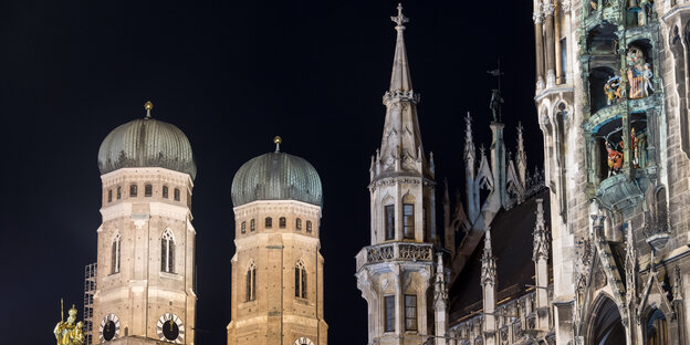München, Nacht, Frauenkirche.