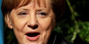 Angela Merkel lacht