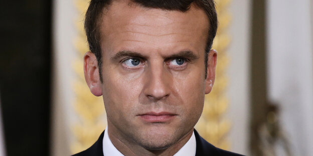 Macron guckt skeptisch