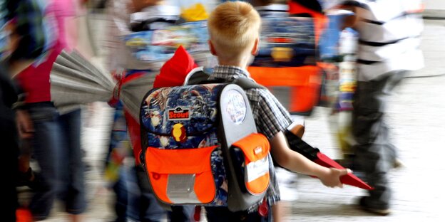 Erstklässler bei der Einschulung Erstklässler bei der Einschulung