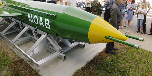 Die "Mother Of All Bombs"