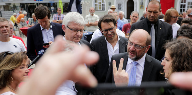 SPD-Kanzlerkandidat Martin Schulz besucht den Ort Köching in Niederbayern