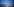 Blauer Himmel über einer Solaranlage
