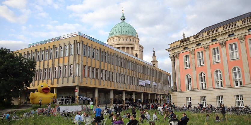 Protest vor der Fachhochschule