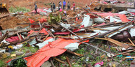 Erdrutsch-Schäden im Bergort Regent in Sierra Leone