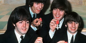 Die Beatles Paul McCartney (l-r), George Harrison, John Lennon und Ringo Starr