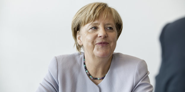 Angela Merkel lächelt Angela Merkel lächelt