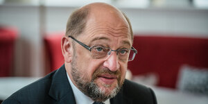 Martin Schulz guckt kritisch