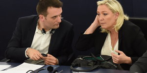 Marine le Pen zusammen mit Florian Phillippot