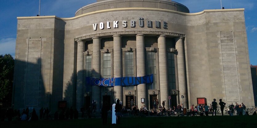 Volksbühne am Rosa-Luxemburg-Platz