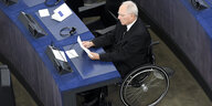 Vogelperspektive auf Schäuble im Bundestag