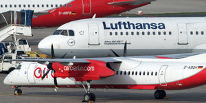 Flugzeuge von Air Berlin und Lufthansa