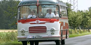 Ein alter Bus