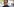 Arnoldo Gálvez Suárez steht in der Öffentlichkeit und lächelt