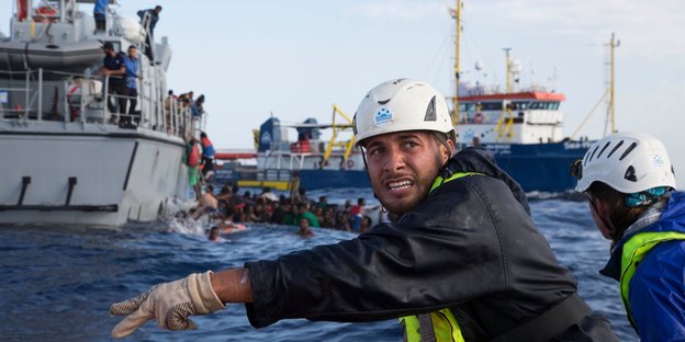 Rettungsaktion vor der libyschen Küste