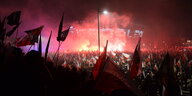 Zehntausende Nationalisten marschieren durch Warschau