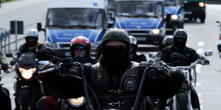 Rocker-Demo im Jahr 2012 vor dem Kieler Innenministerium.