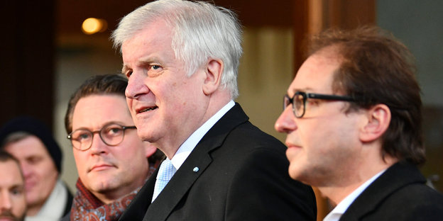 Die CSU-Politiker Andreas Scheuer (l), Horst Seehofer und Alexander Dobrindt.