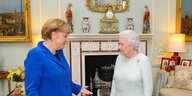 Angela Merkel und Elizabeth II. treffen sich im Buckingham Palace