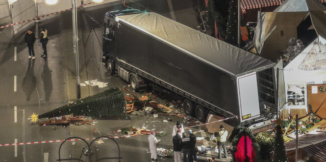 Der LKW auf dem Breitscheidplatz